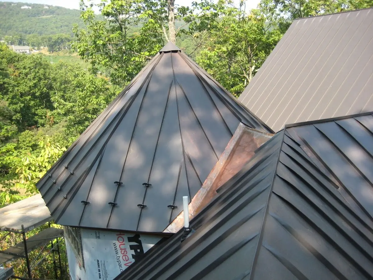 Professional Gutter Cleaning by Craftsman Roofing in California Gardens